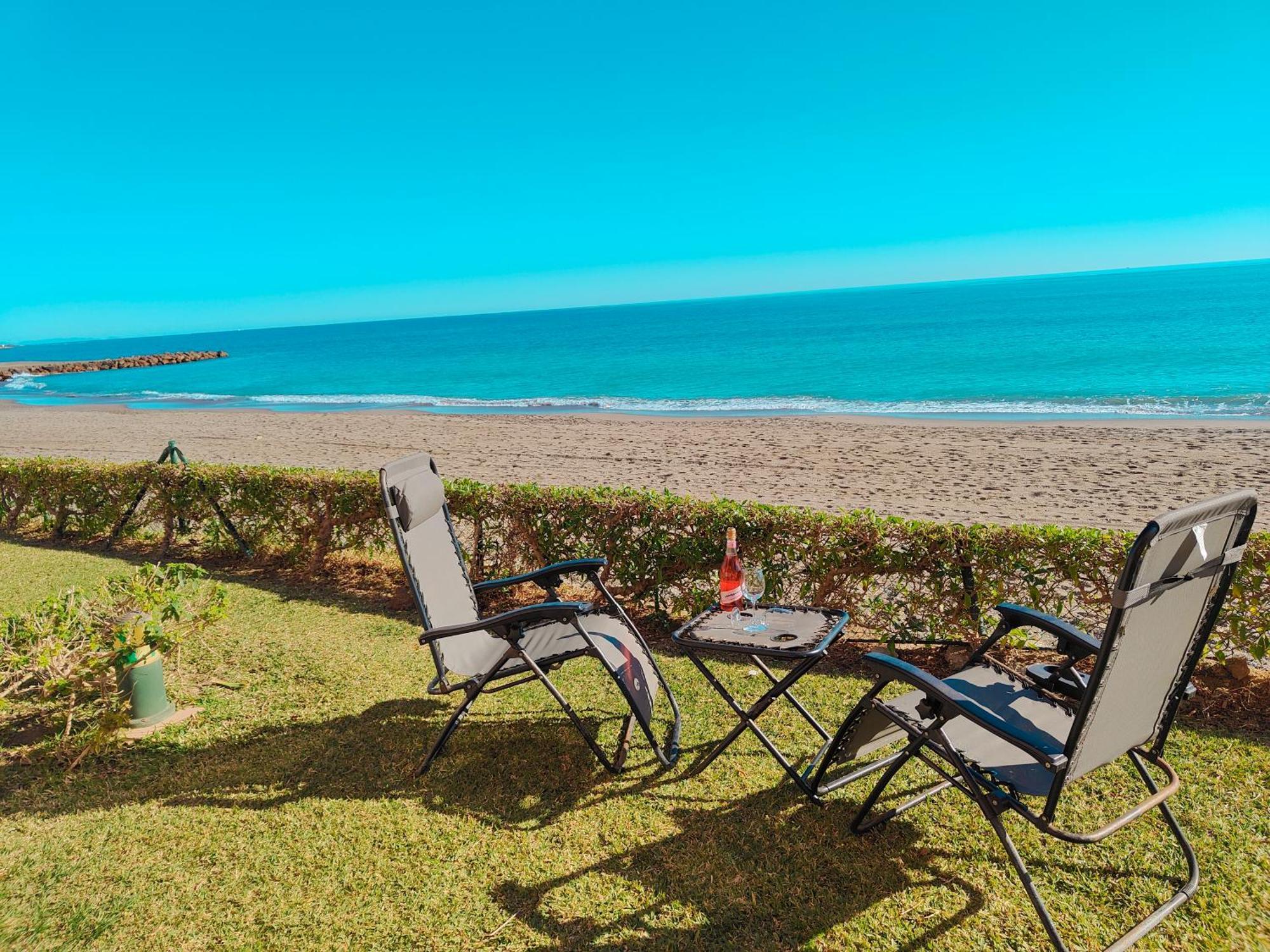 Primera Linea De Playa Naturista Вера Экстерьер фото